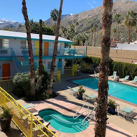 Adara Palm Springs Motel Exterior photo